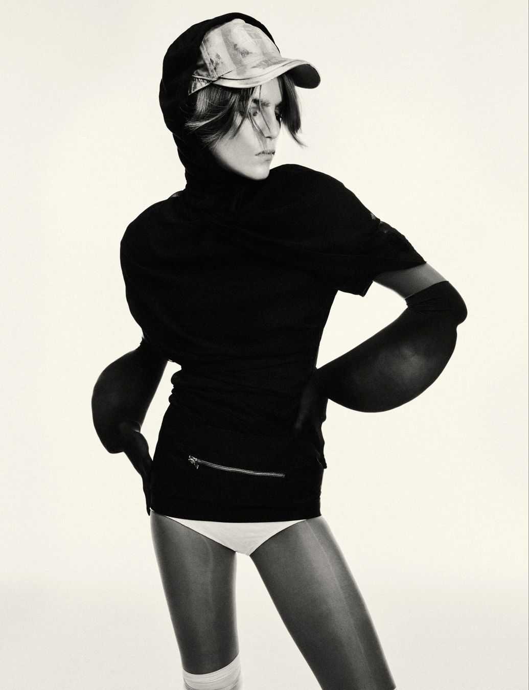 Dazed - Body Language  - Marc Hibbert - 7052