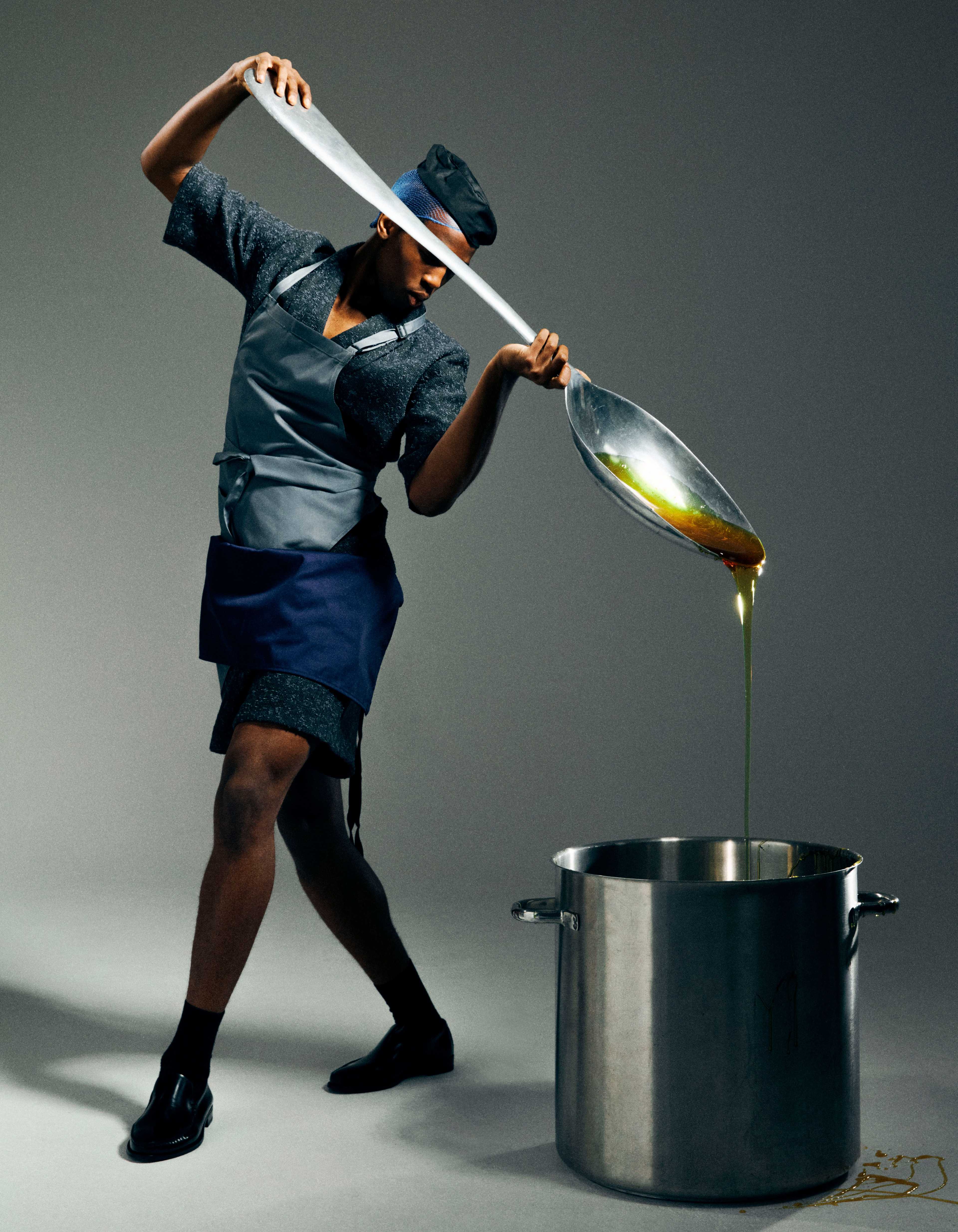 L'Officiel Hommes - Kitchen stunts - 6757