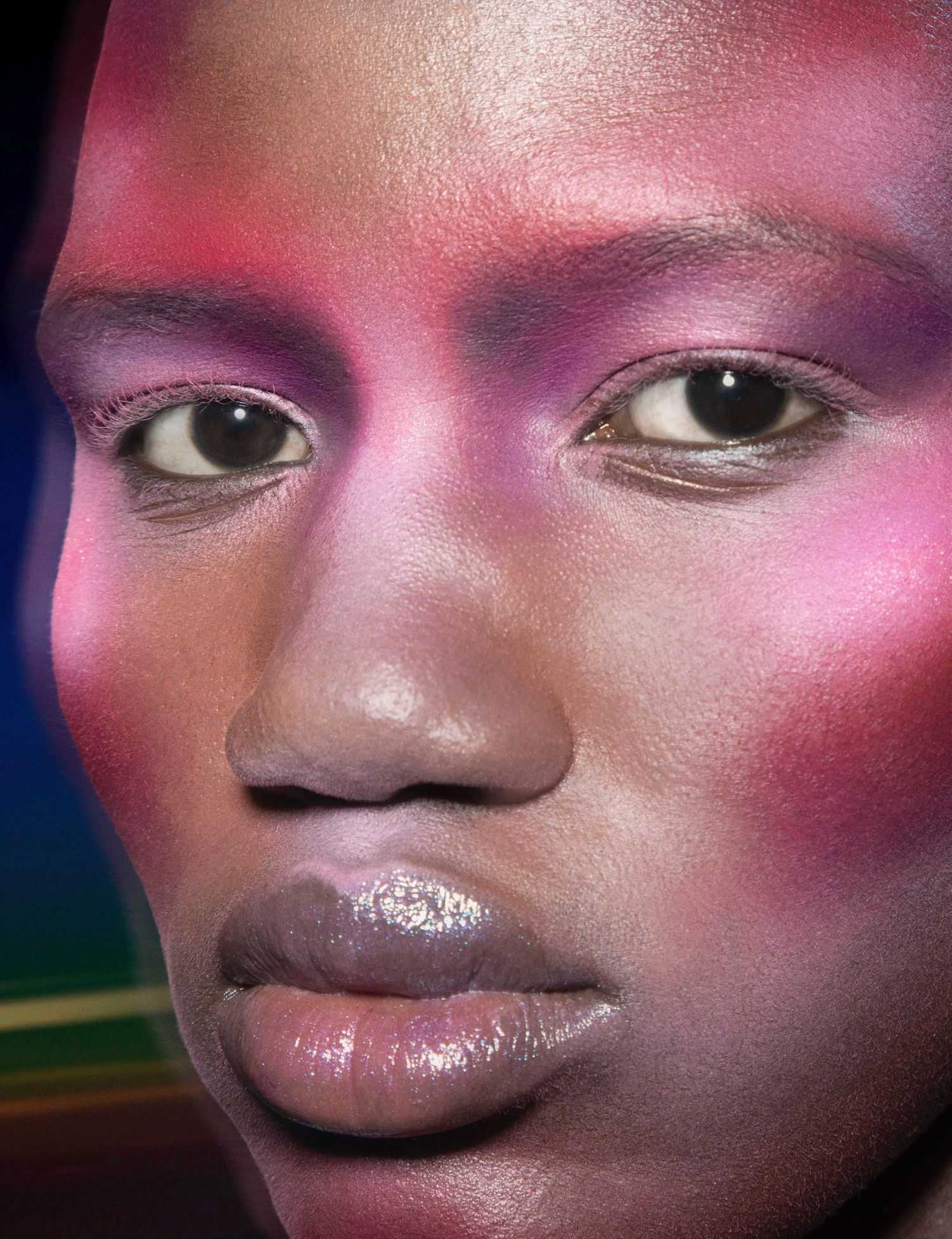 Apart Magazine  - Zach Apo-Tsang  - 1045