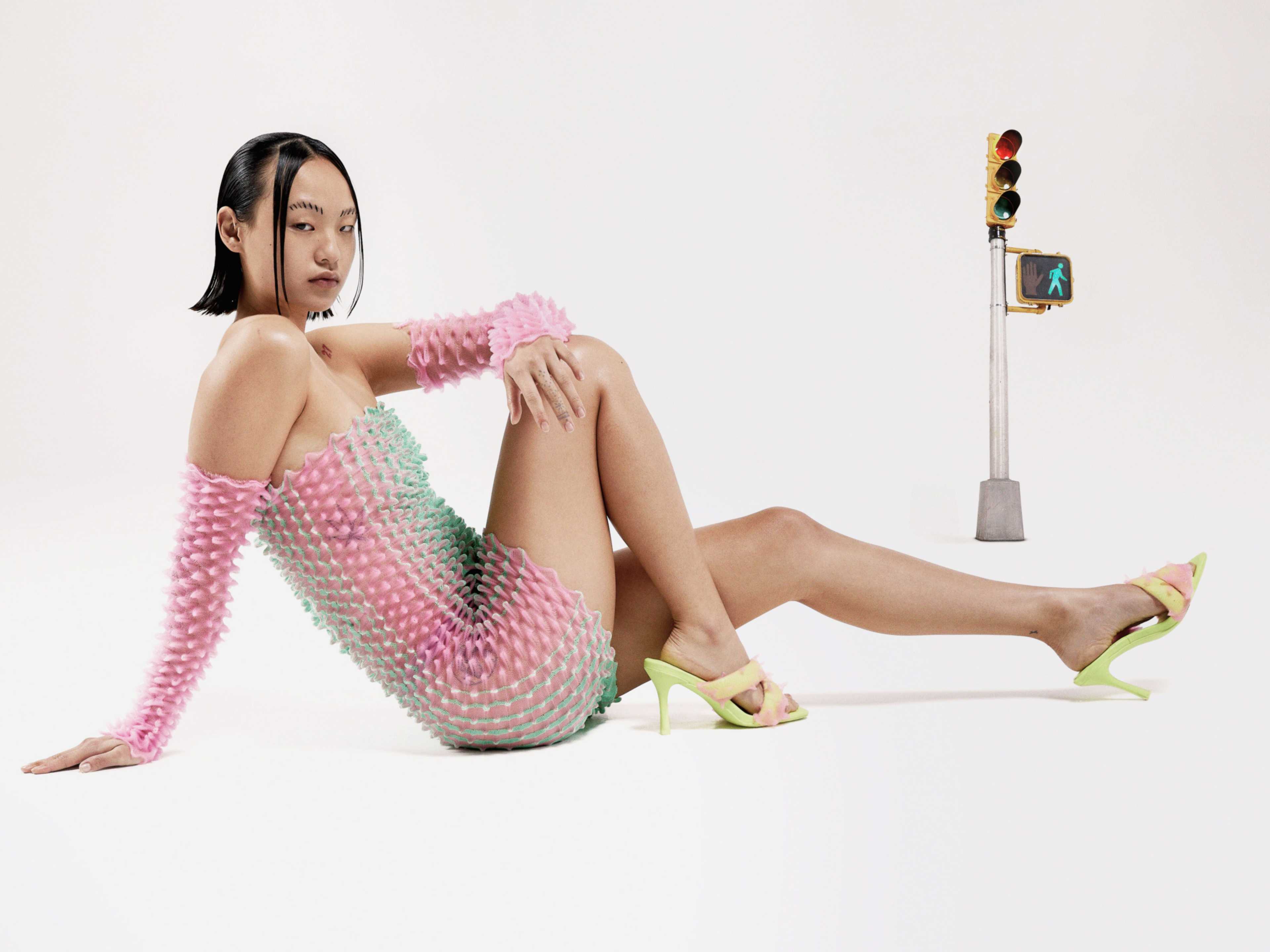Dazed - Zach Apo-Tsang - 2539