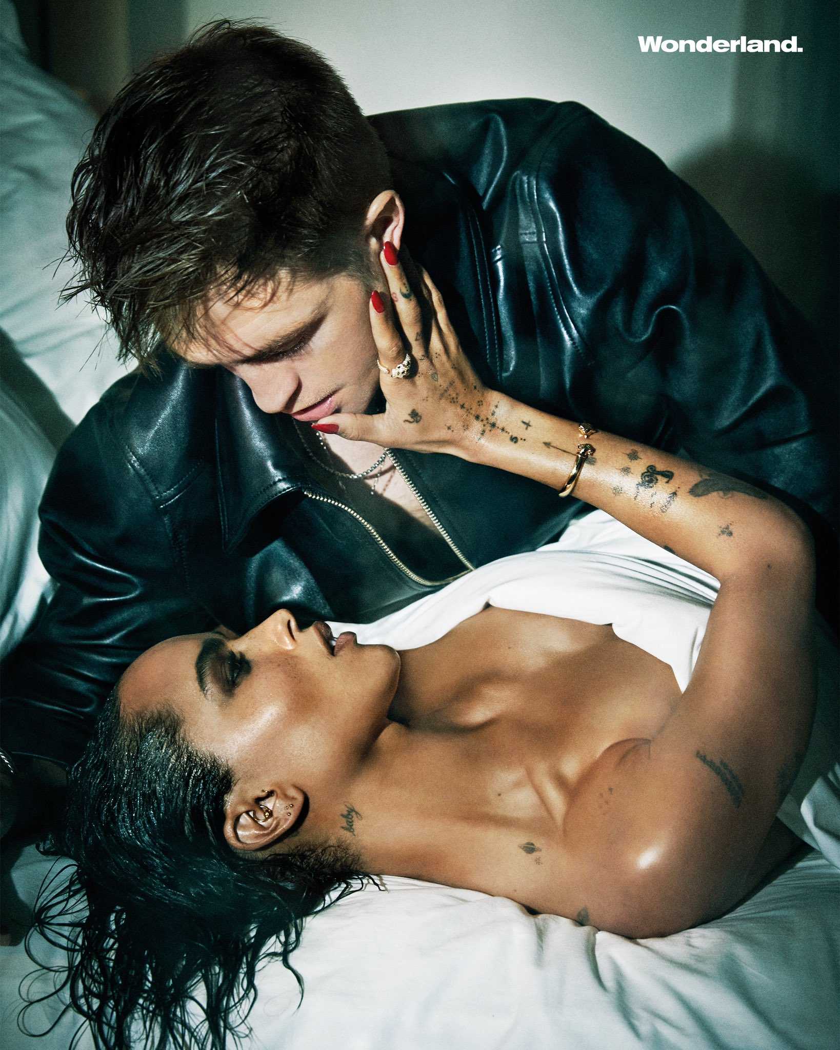 Wonderland Robert Pattinson  - Ellen Von Unwerth - 3070