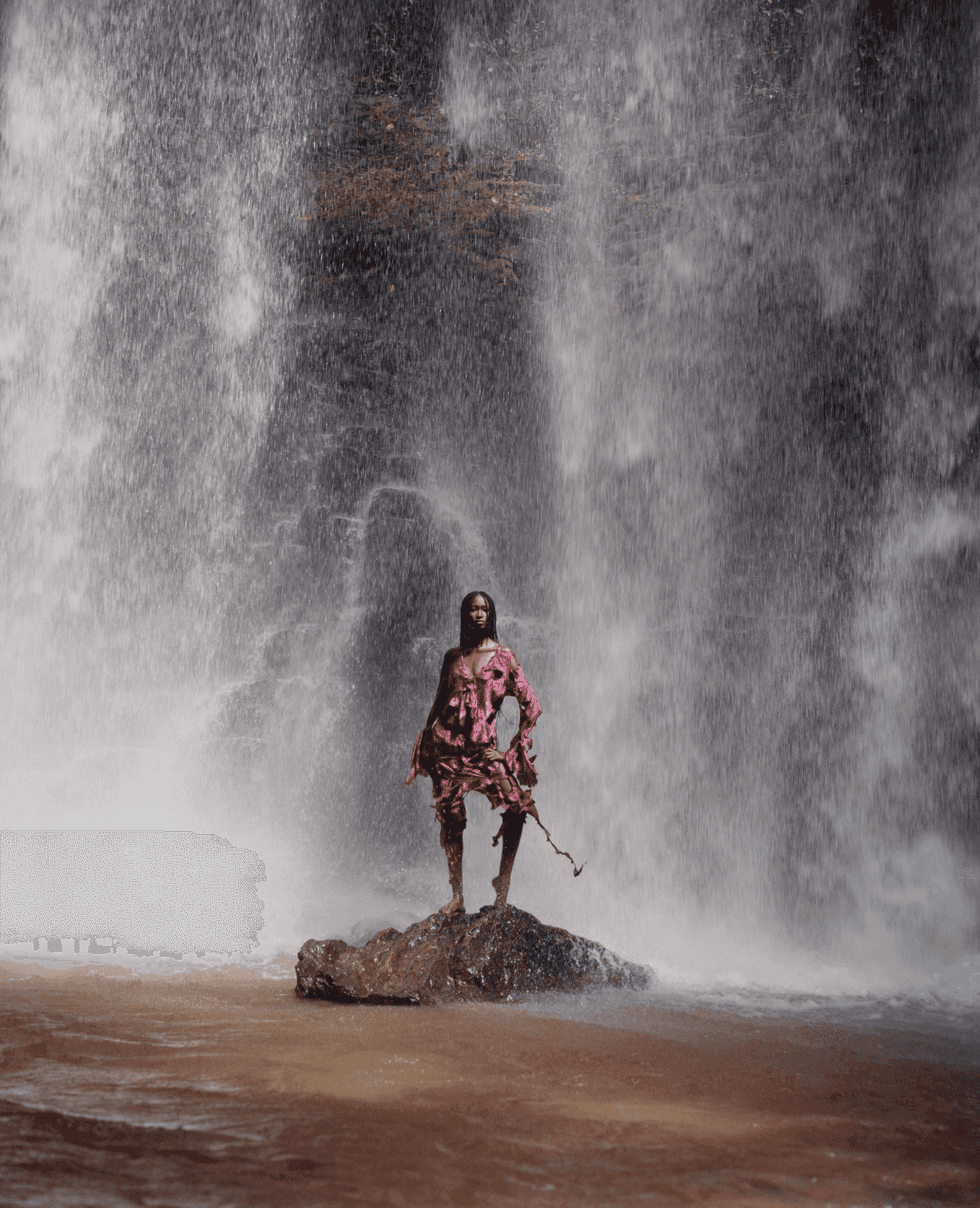 WSJ - The Nature Of Ghana - 5971