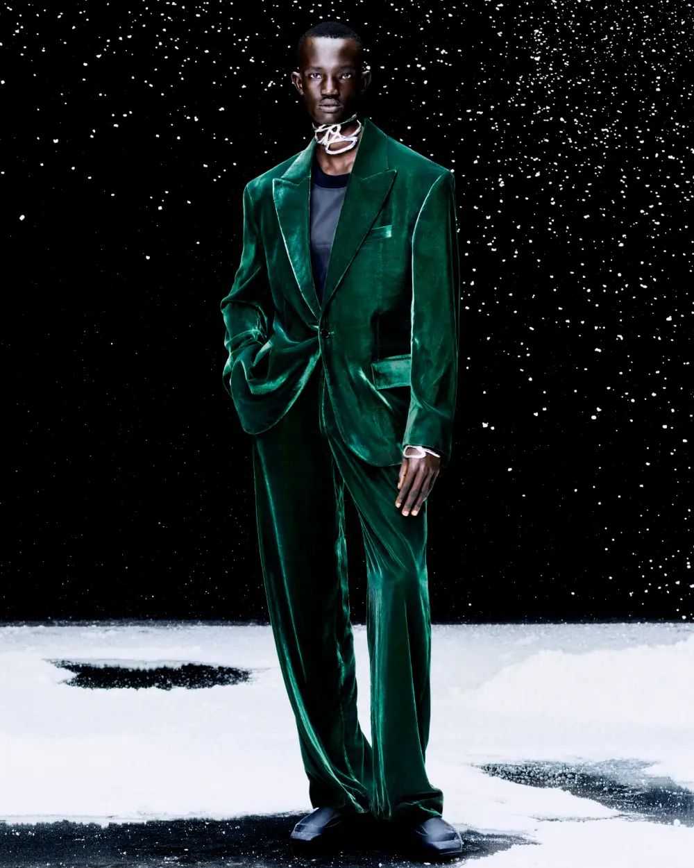 H&M Christmas 2022 - Rafael Pavarotti + Albert Moya - 4270
