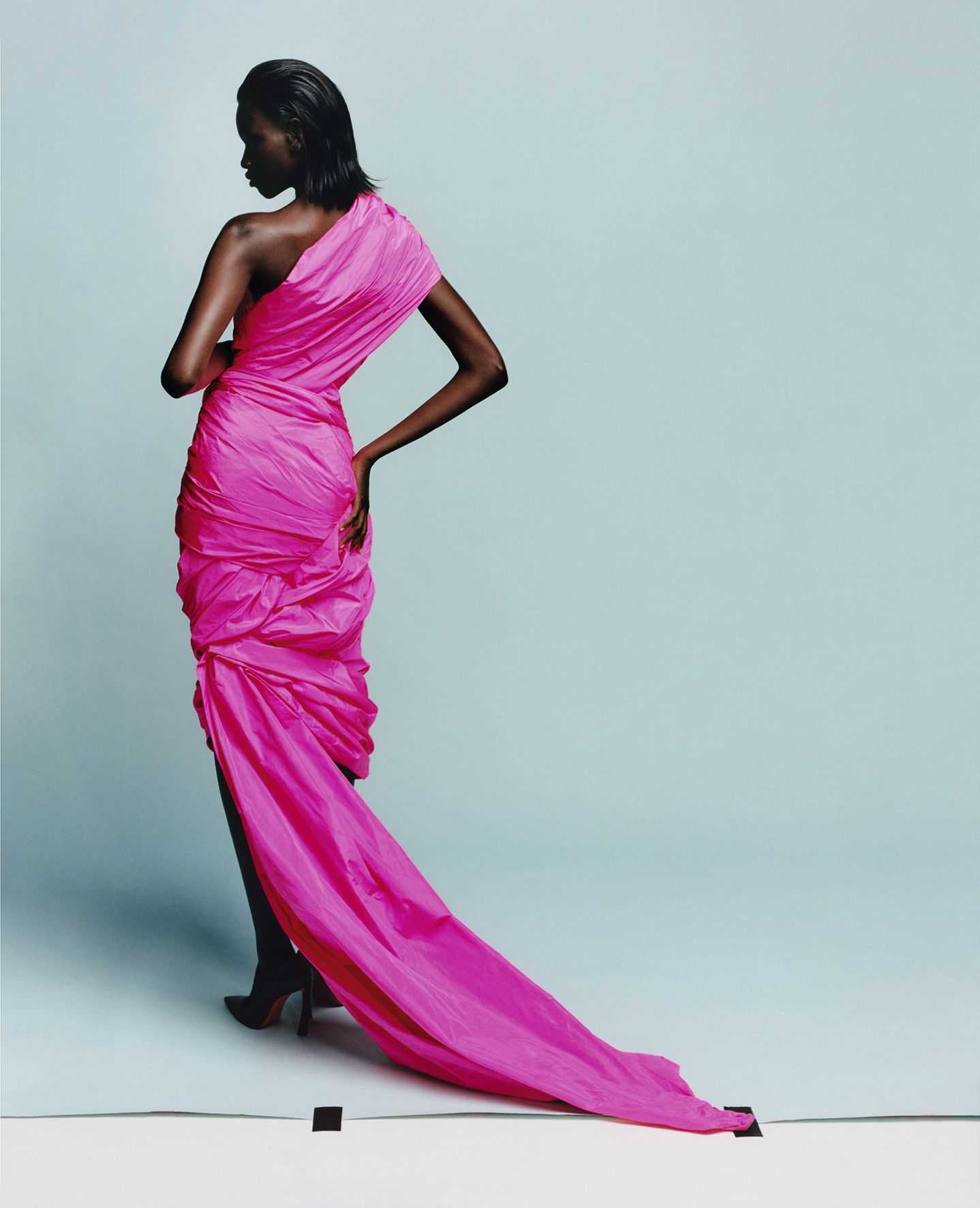 Vogue Spain - December 2024 - 8450