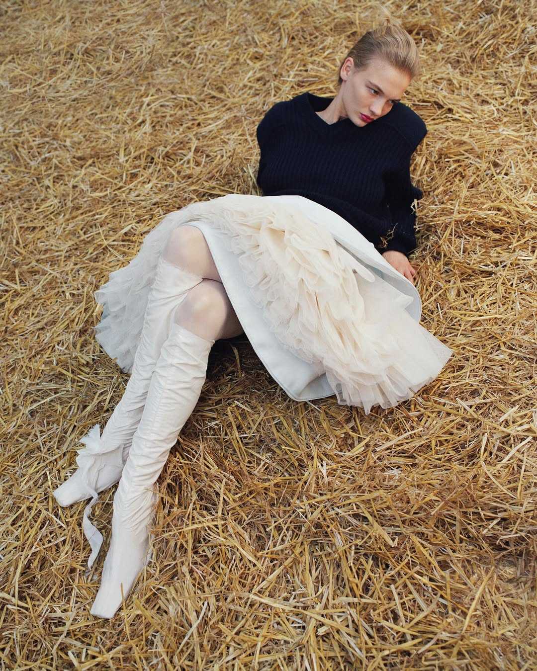 The Gentlewoman Magazine - Zoe Ghertner - 9142