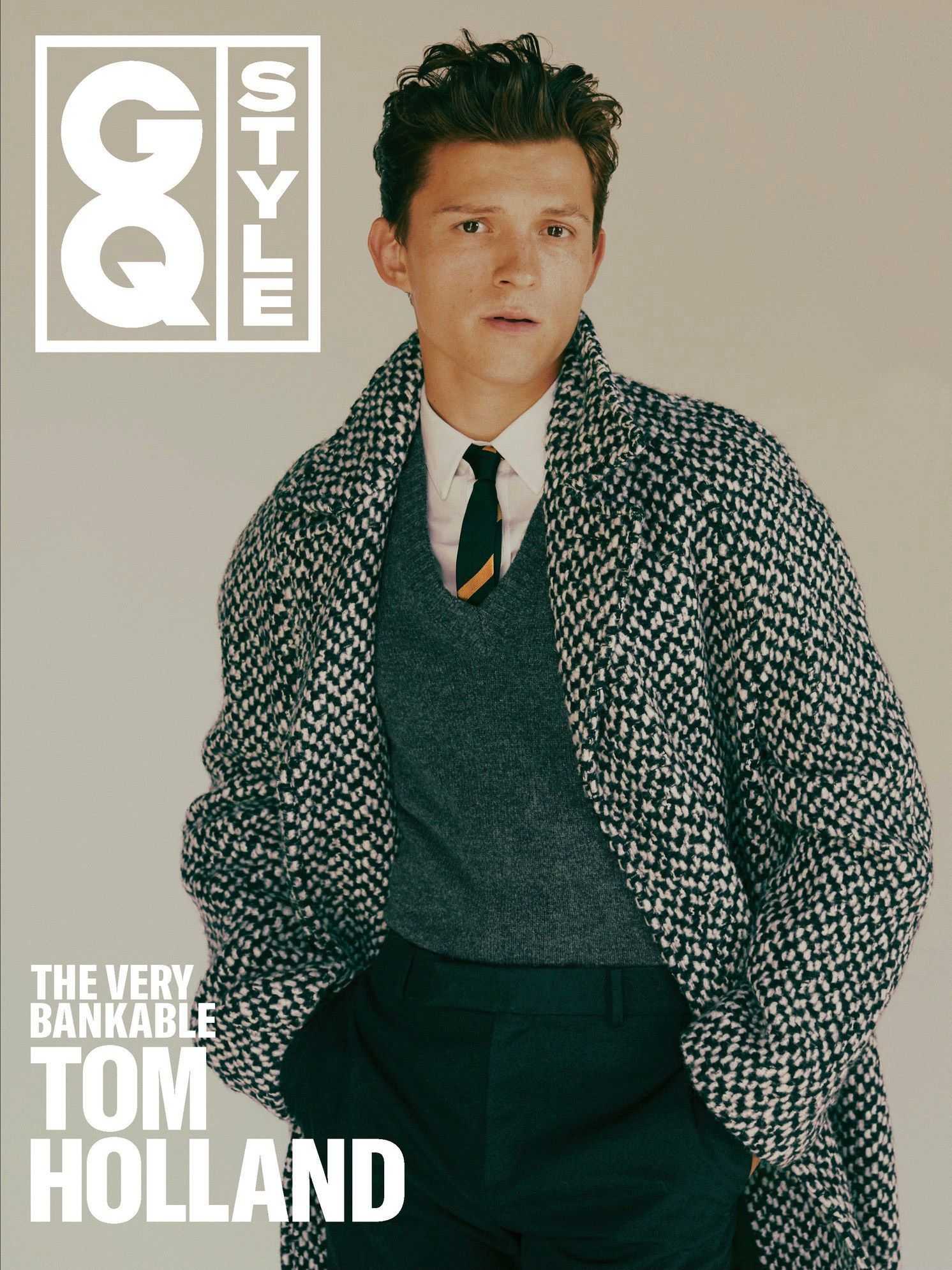 Tom Holland  - Fanny Latour-Lambert - 703