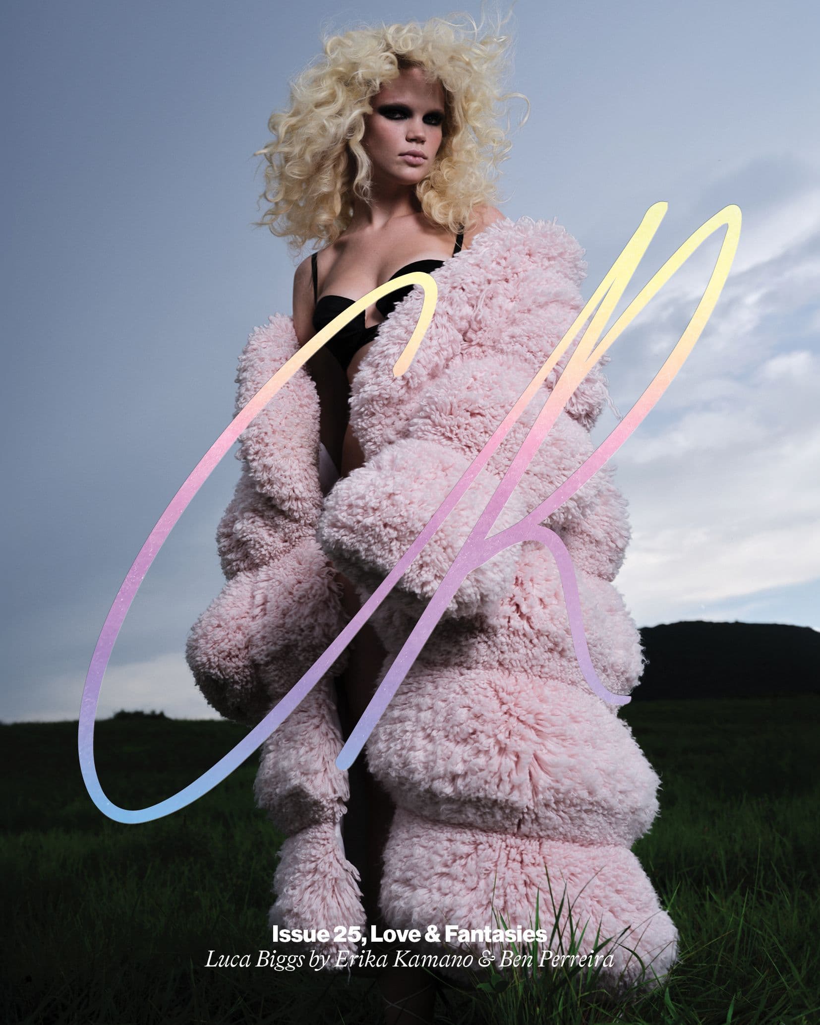 CR Magazine - Issue25, Love & Fantasies