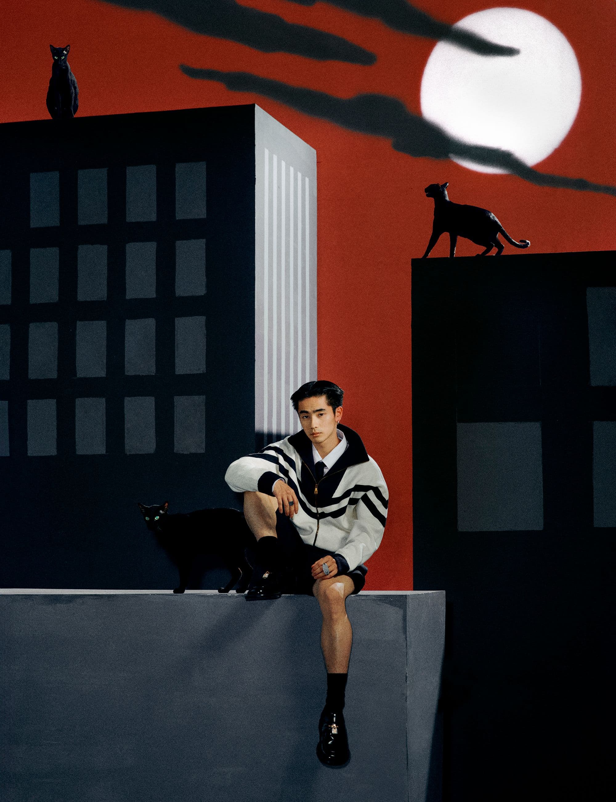 Modern Weekly - The City
