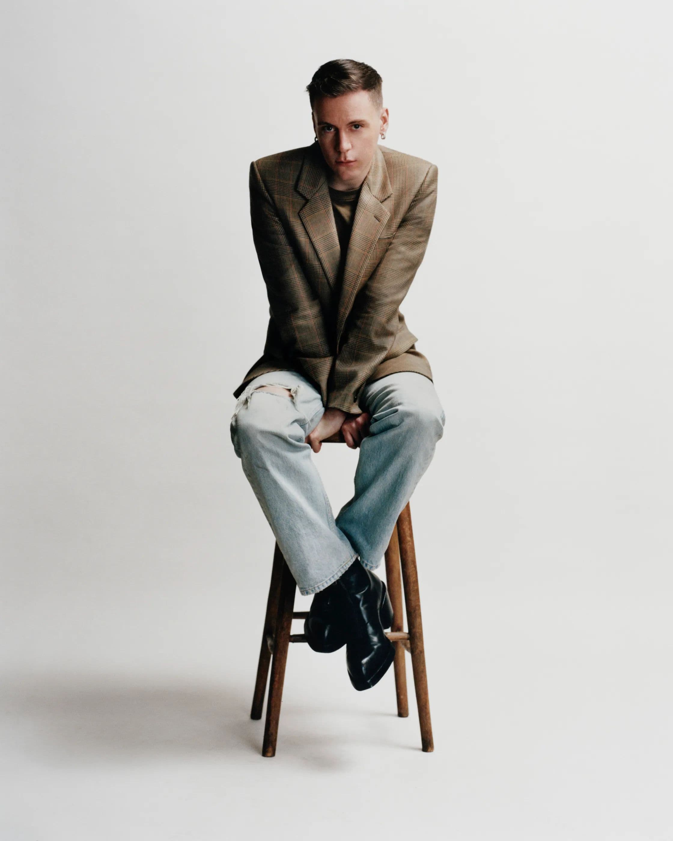 Vogue Global - McQueen 