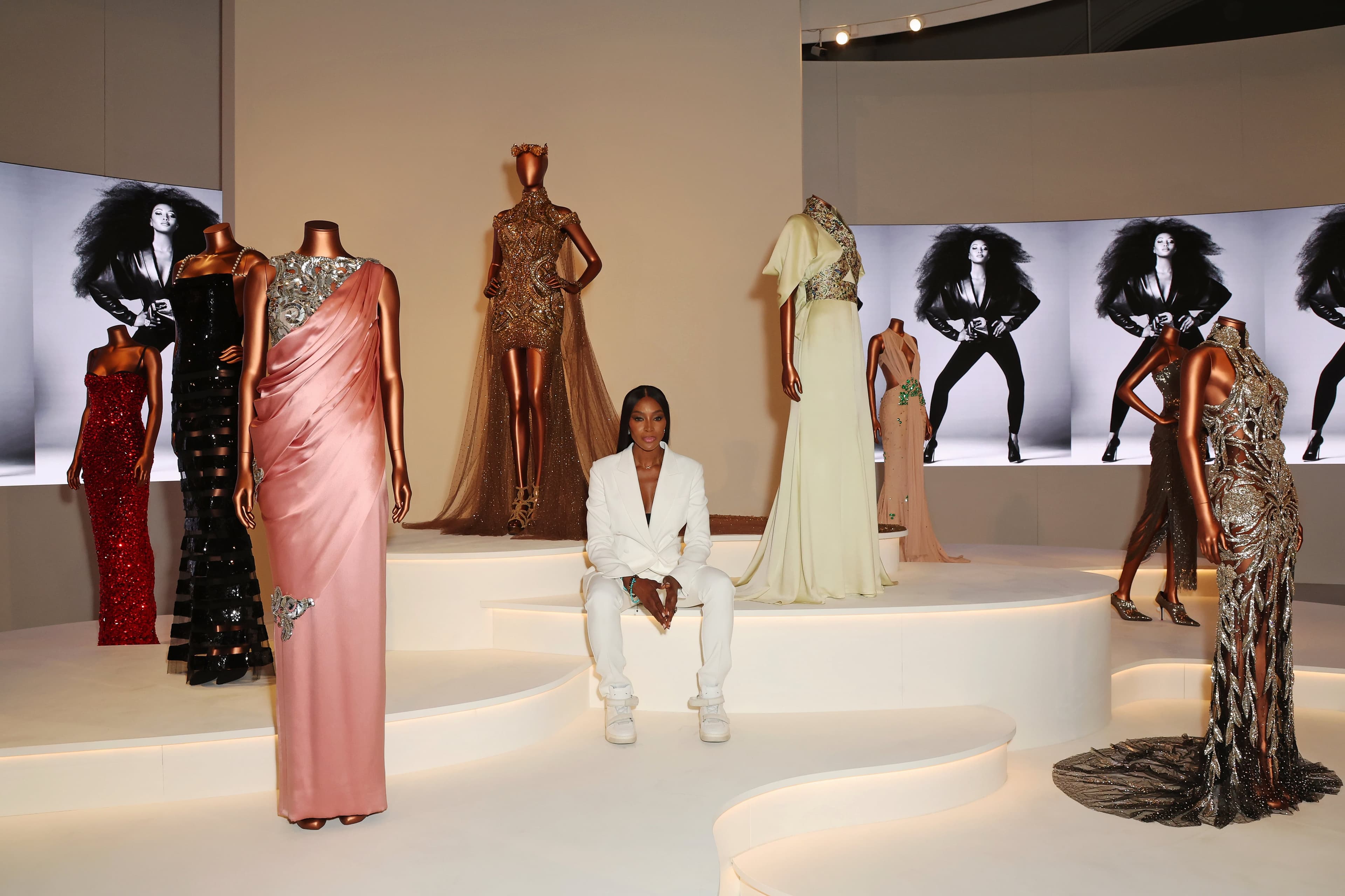 Naomi in Fashion - Victoria and Albert Museum