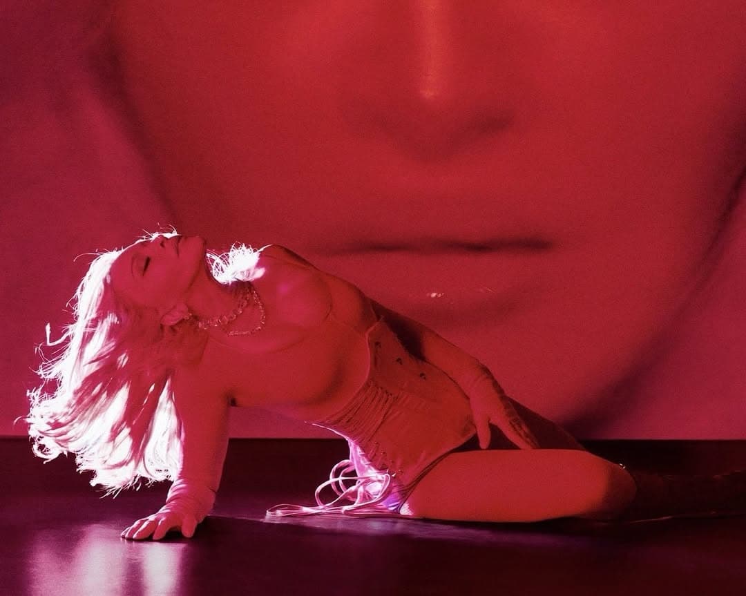 Madonna - Confessions II - Rafael Pavarotti