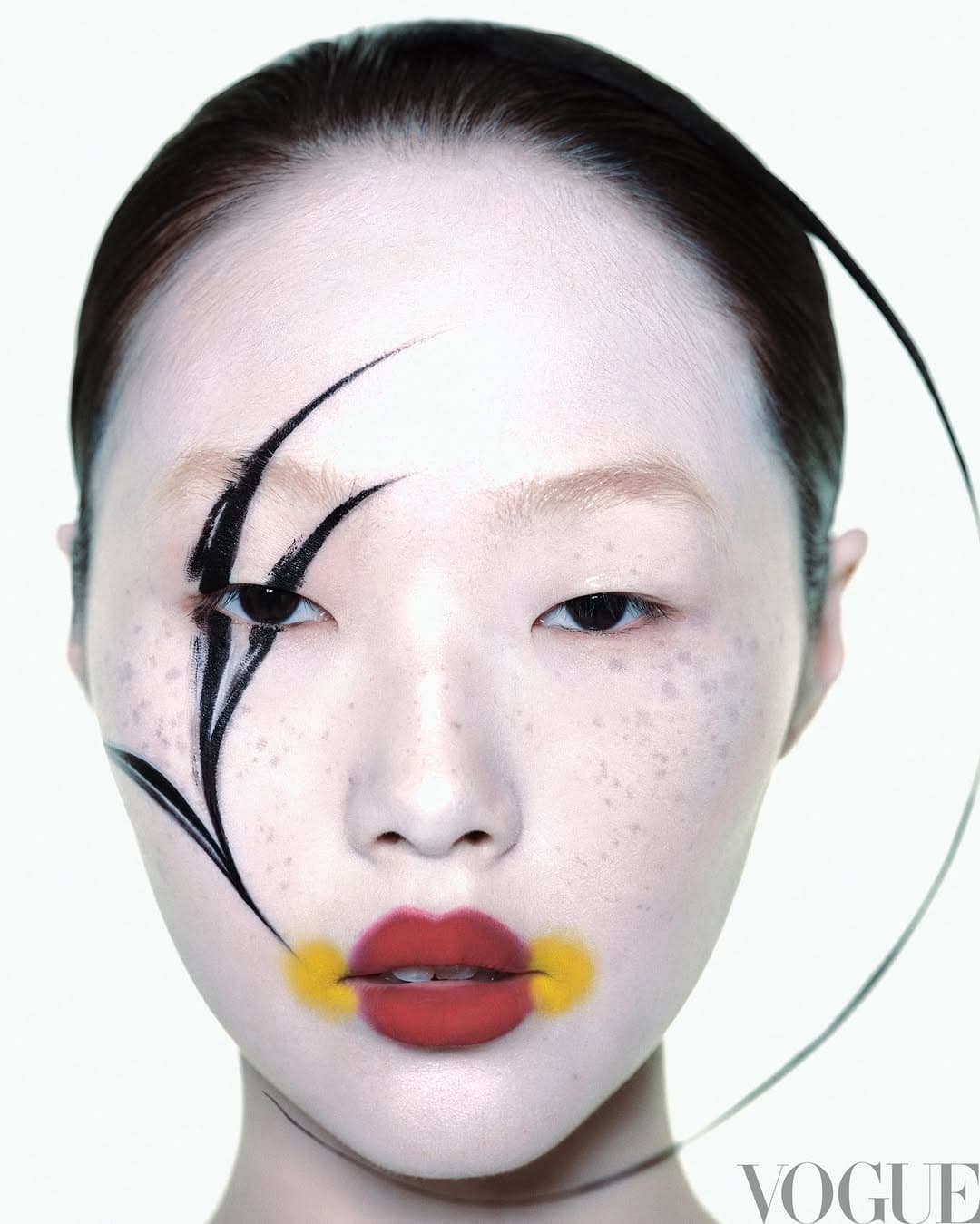 Vogue China June - Leslie Zhang 