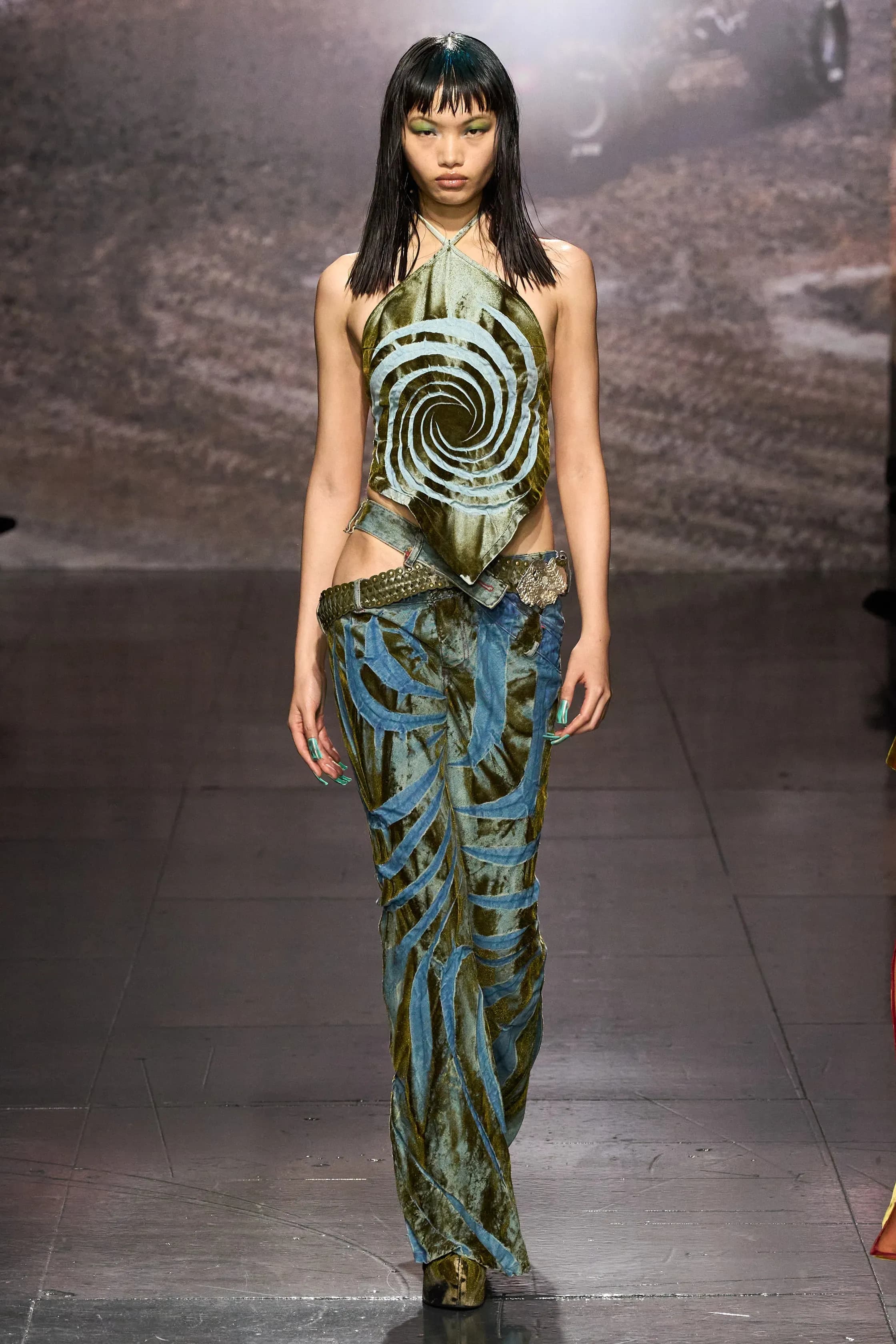 Masha Popova SS24 - Heidi Jones