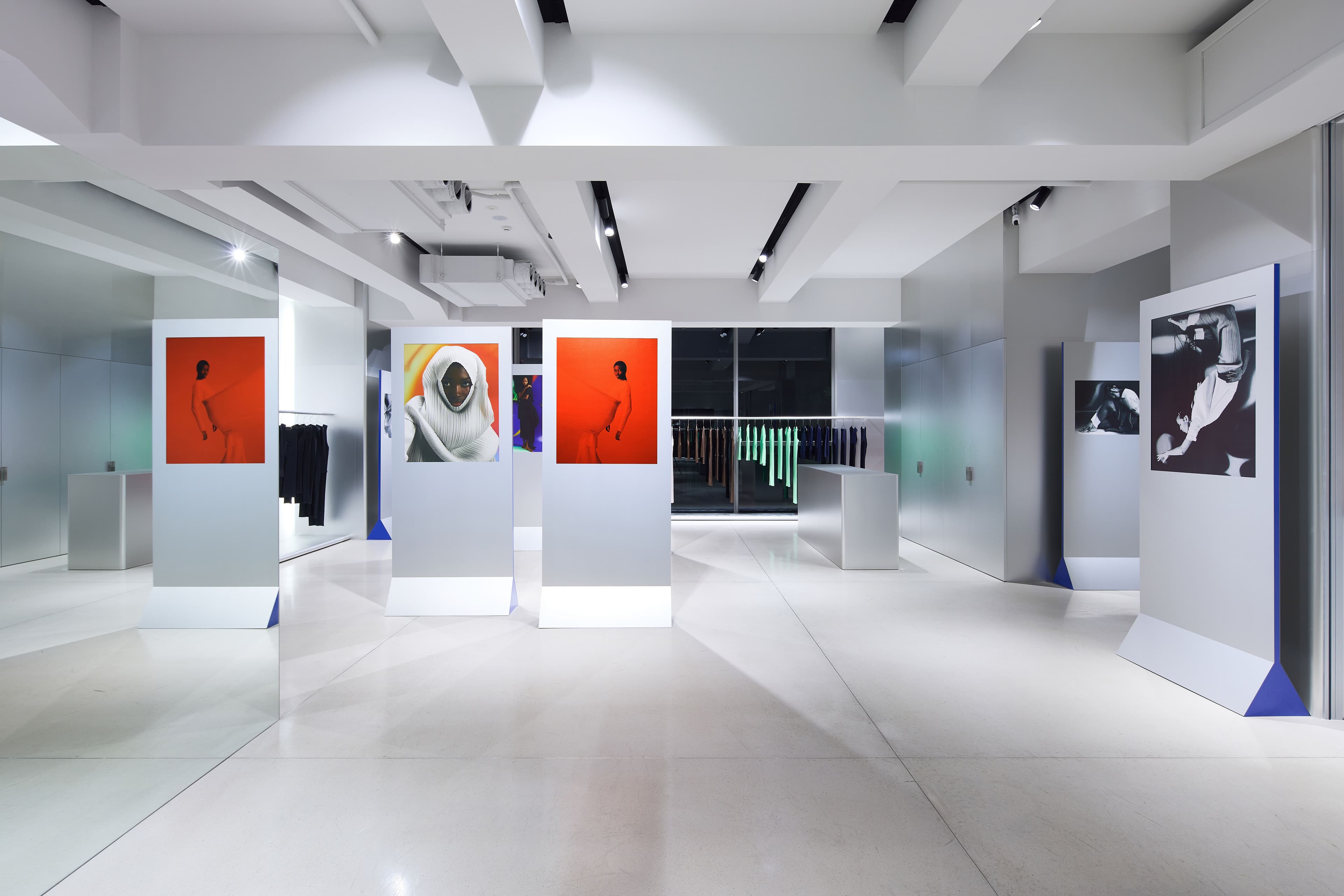 Issey Miyake Exhibition Tokyo