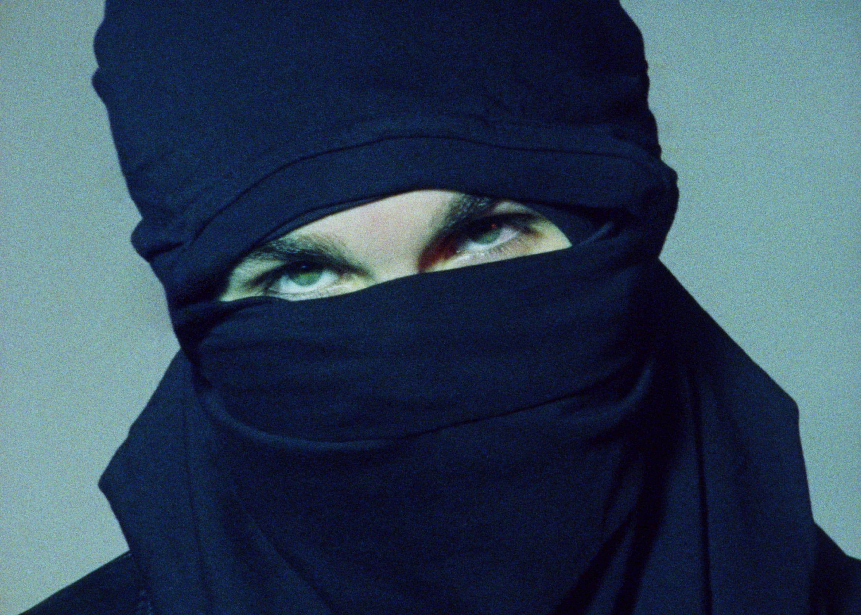 i-D ft. EsDeeKid - Aidan Zamiri