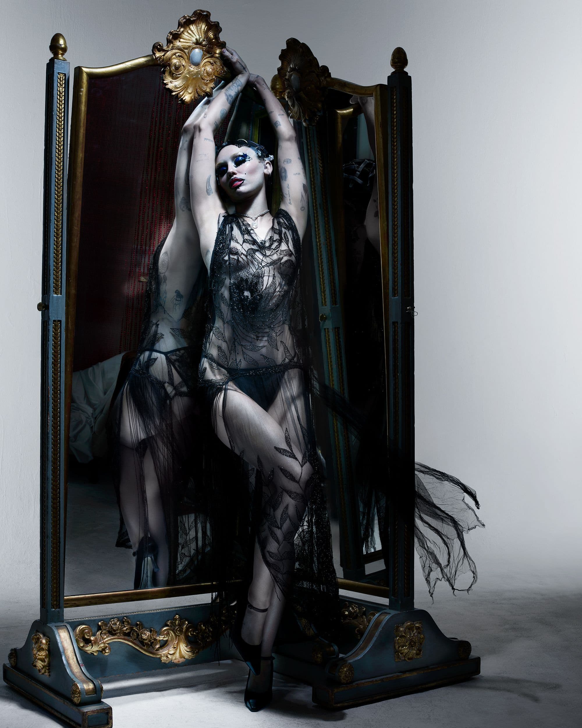 CR Fashion Book - Nick Knight