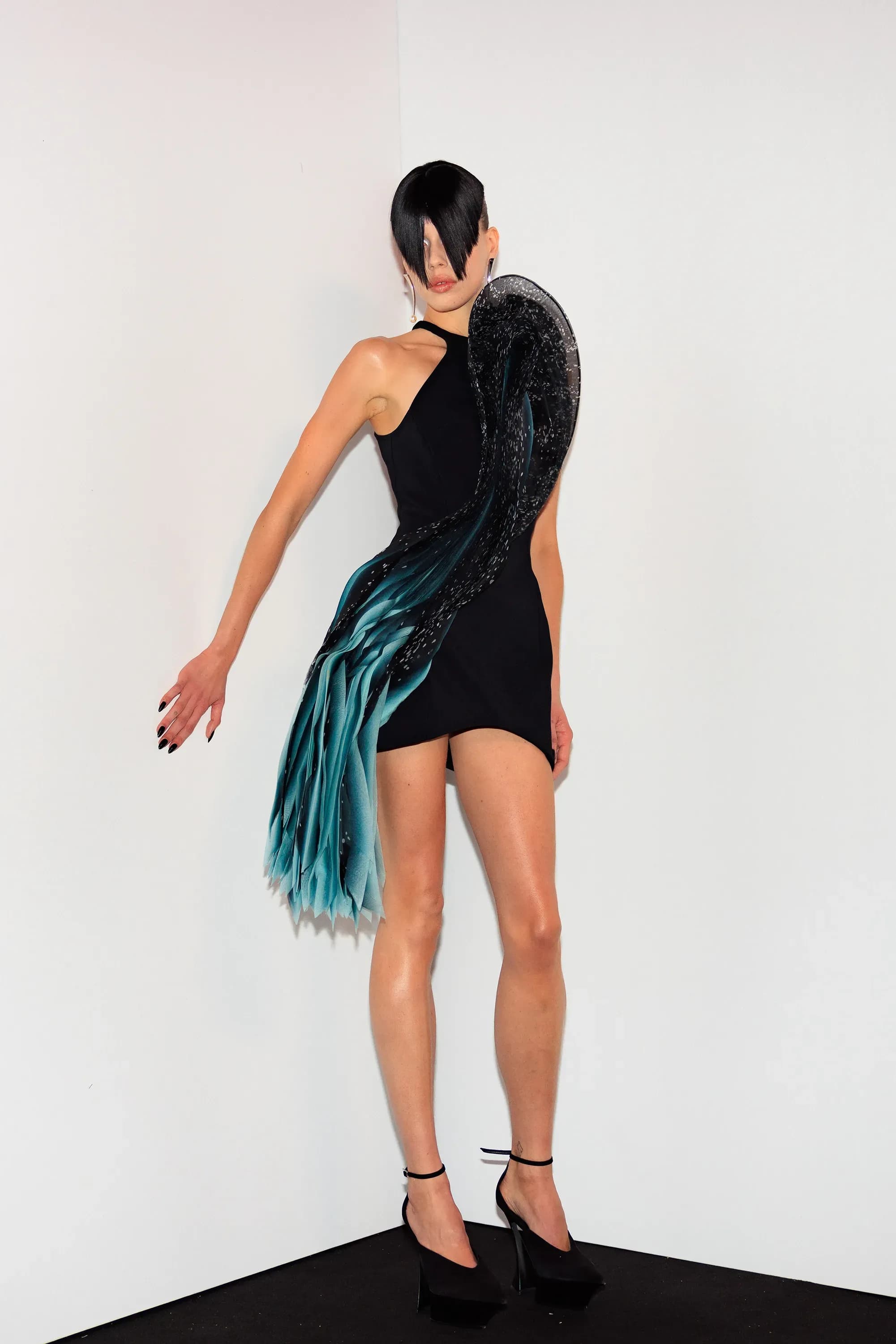 Mugler SS25 - Paris Fashion Week
