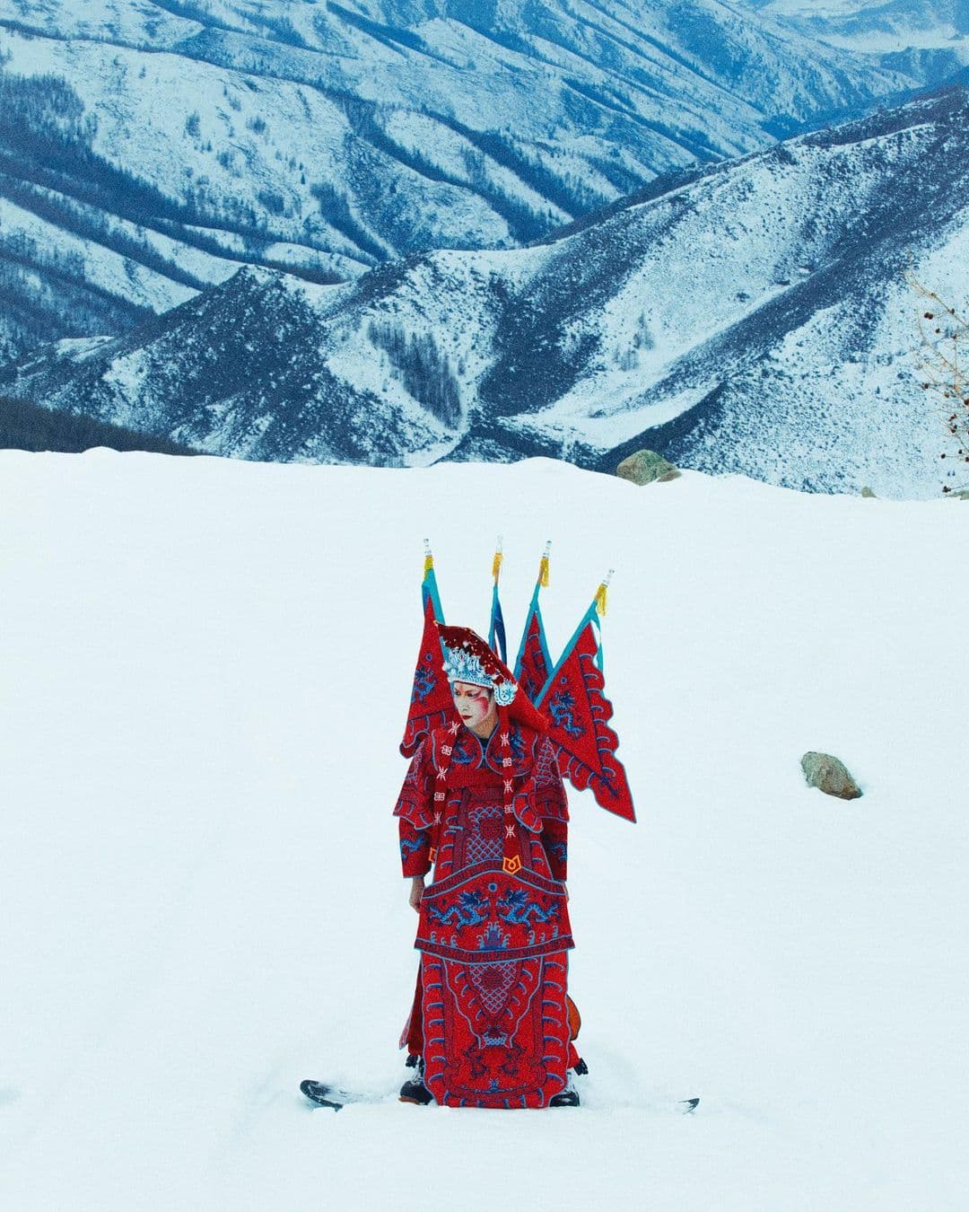 V Magazine China - My General Is Skiing!