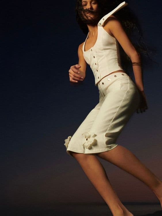 Mango - Ryan Mcginley